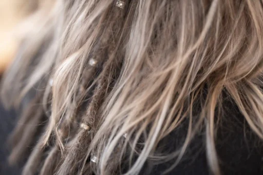 Hoe bereid je je voor op dreadlocks