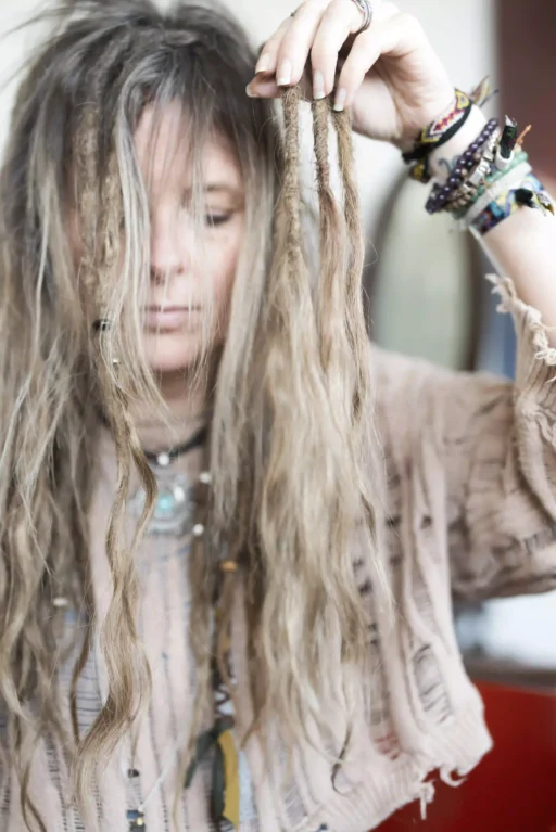 Meer volume in dreadlocks: zo pakken wij het aan